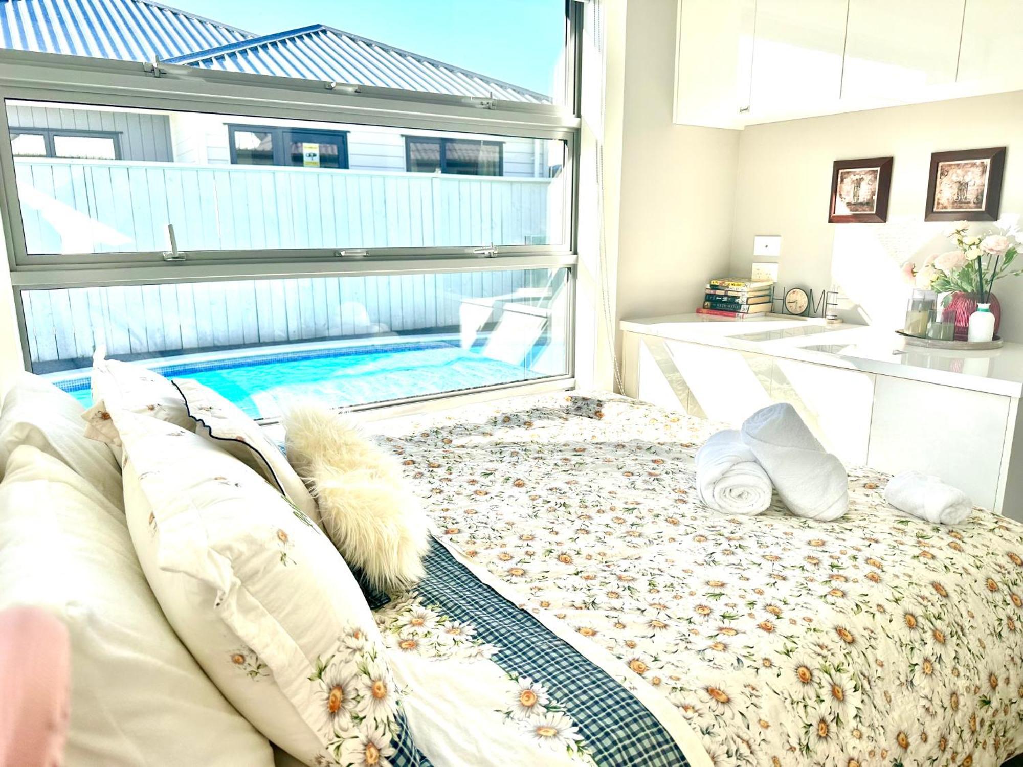 Summer Holiday 4 Bedrooms House In Hamilton With Pool And Spa Exterior foto